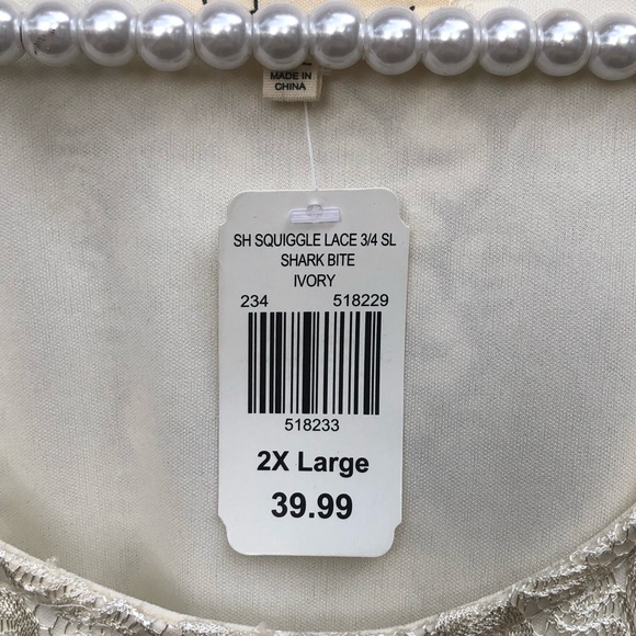 Indigo Soul Cream Colored Lace Top size 2X - Picture 6 of 7